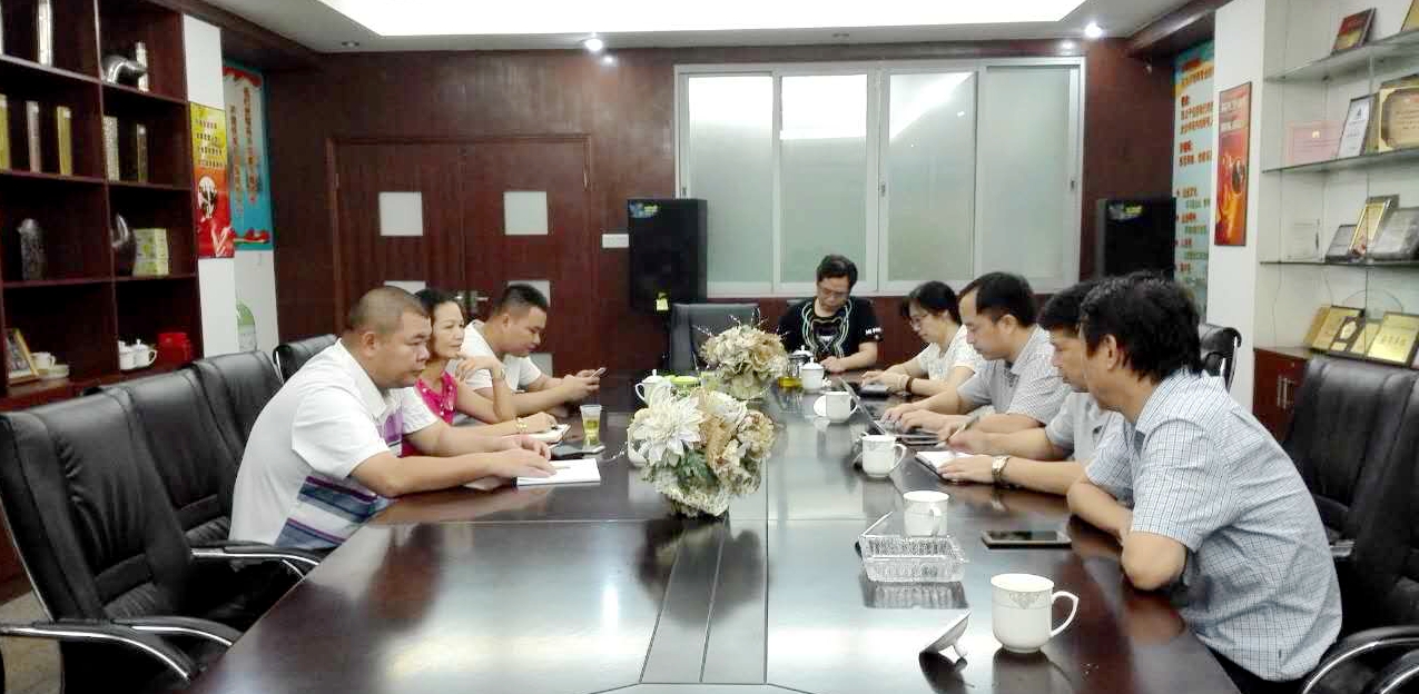 公司总经理张端清一行前往金海不锈钢系列企业考察调研